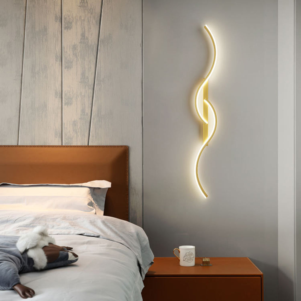 Vireth Modern Linear Wave Bedroom Wall Lamp, Black/Gold-Neutral Decor