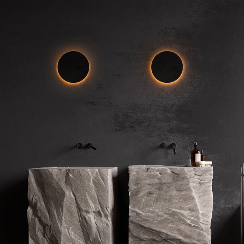 Dori Minimalist Round/Square Outdoor Wall Lamp LED, Black/White-Neutral Decor