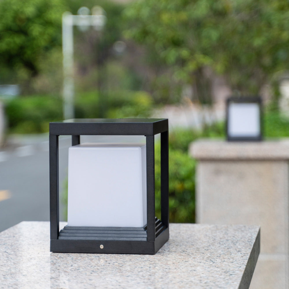 Kelaban Modern Rectangular Metal Outdoor Lamps, Black
