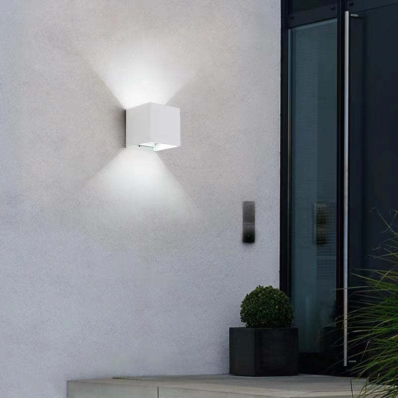 Eronil Modern Adjustable Square Outdoor Wall Lamp LED-Neutral Decor