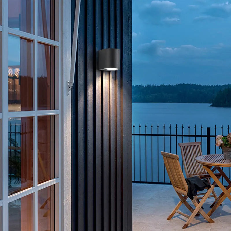 Koraq Minimalist Square Outdoor Wall Lamp, Black-Neutral Decor