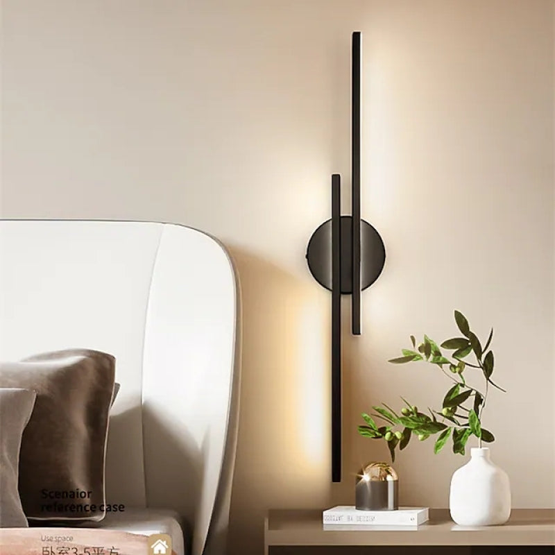 Noviq Modern Nordic Disc/Linear LED Wall Lamp, Black/White-Neutral Decor