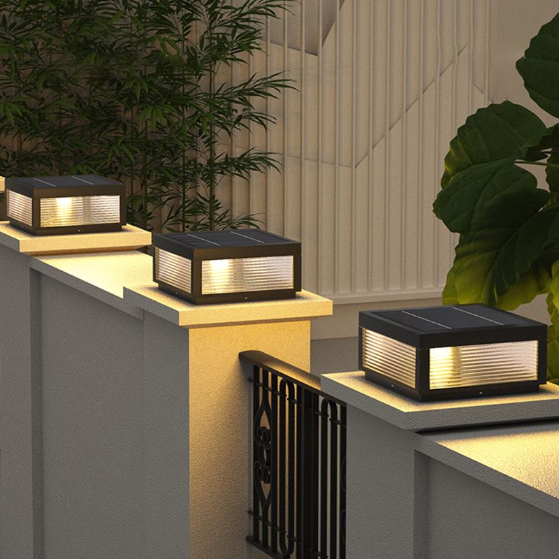 Lenorae Outdoor Light Post Vintage LED-Neutral Decor