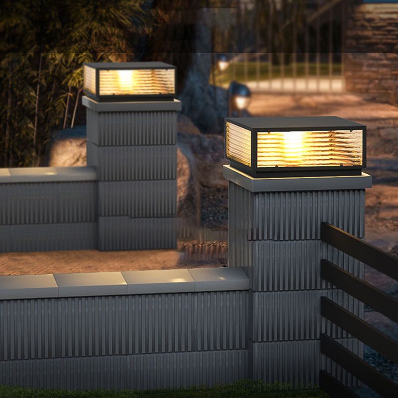 Lenorae Outdoor Light Post Vintage LED-Neutral Decor