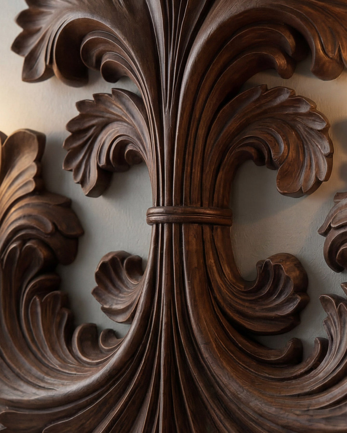 Riviveria Wall Light