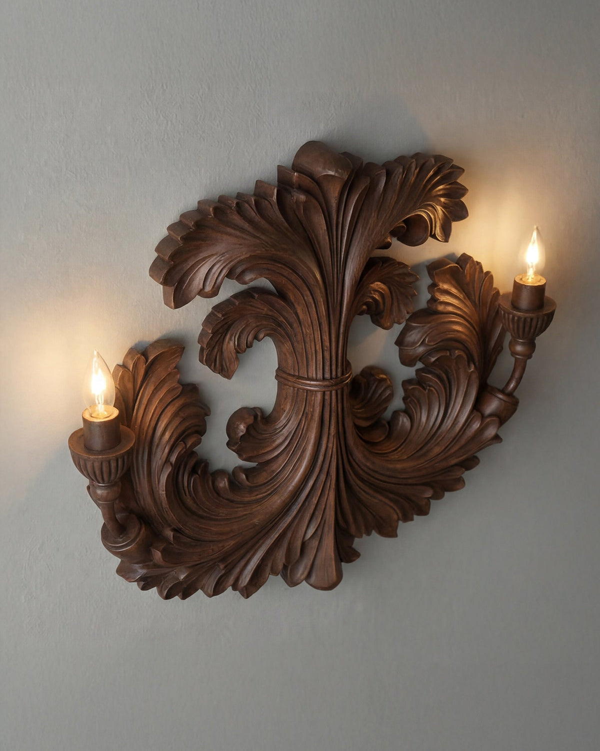 Riviveria Wall Light