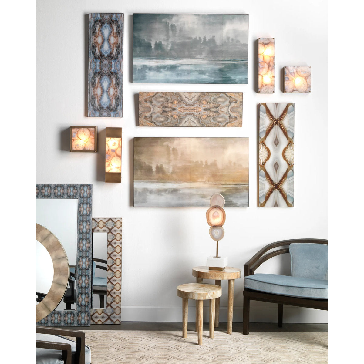 Niveline Contemporary Alabaster Wall Lamp