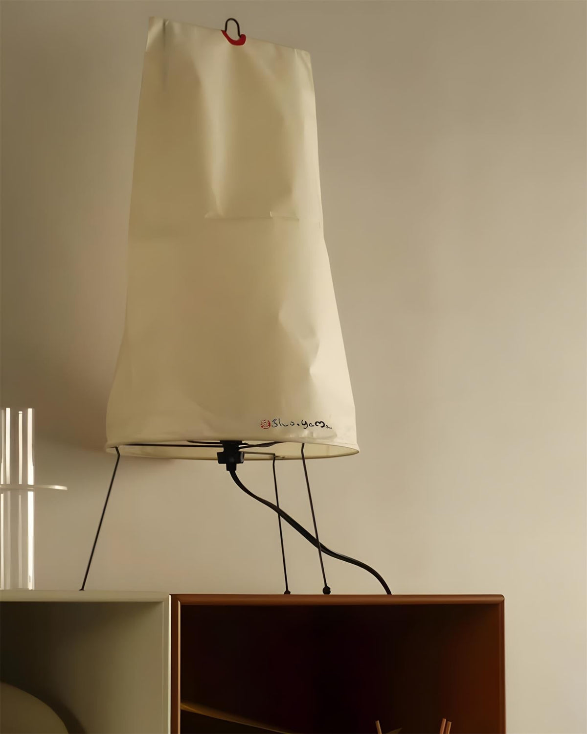 Teriaia Table Lamp