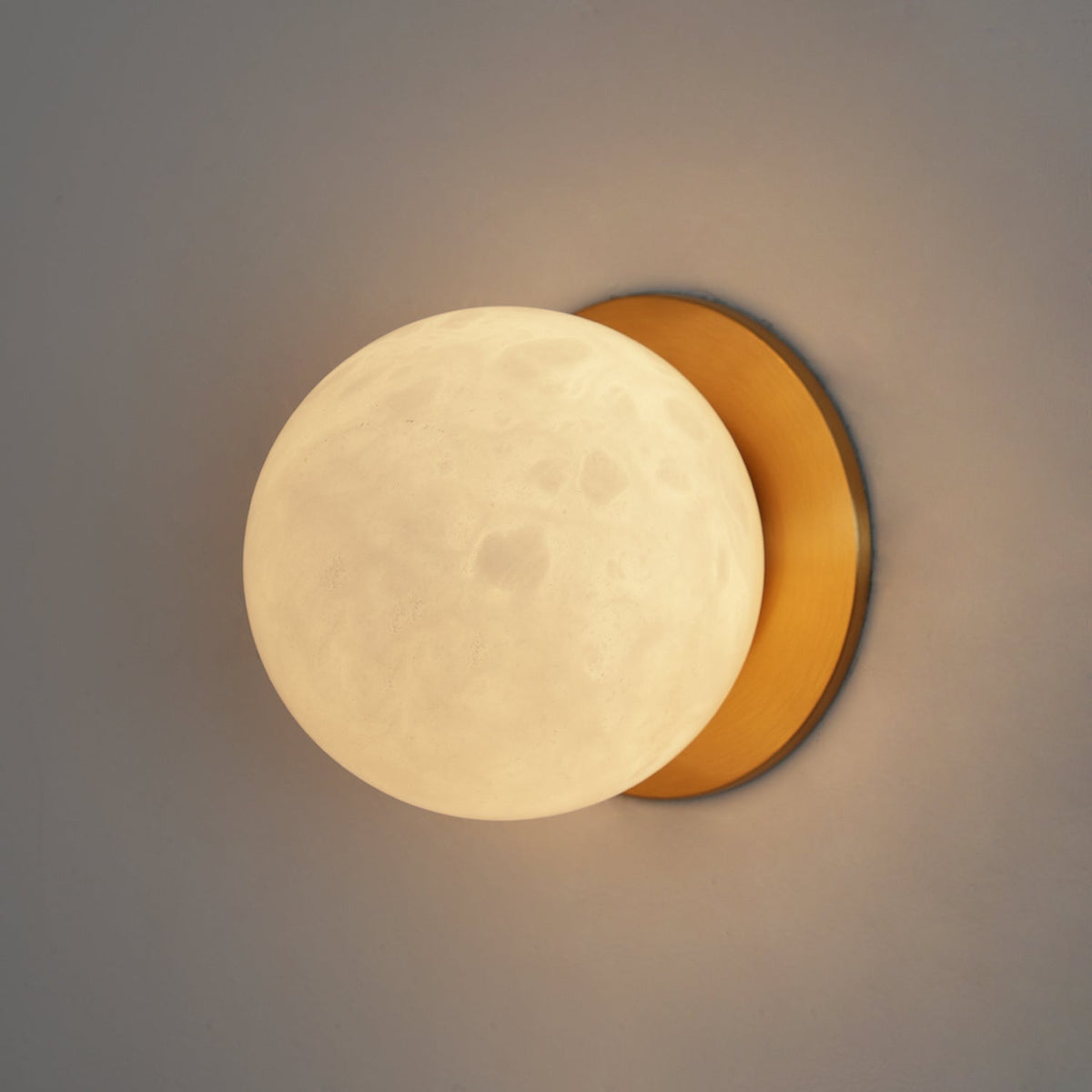 Jadugen Alabaster Mini Orb Wall Lamp