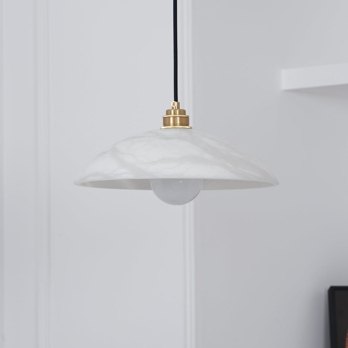 Warenol Minimalist Alabaster Pendant Light