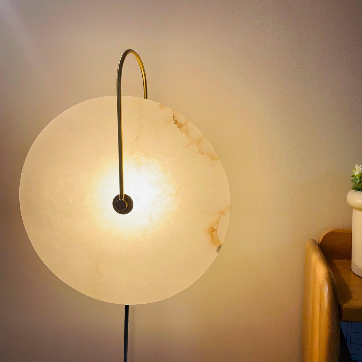 Albeaine Alabaster Globe Plug Wall Lamp