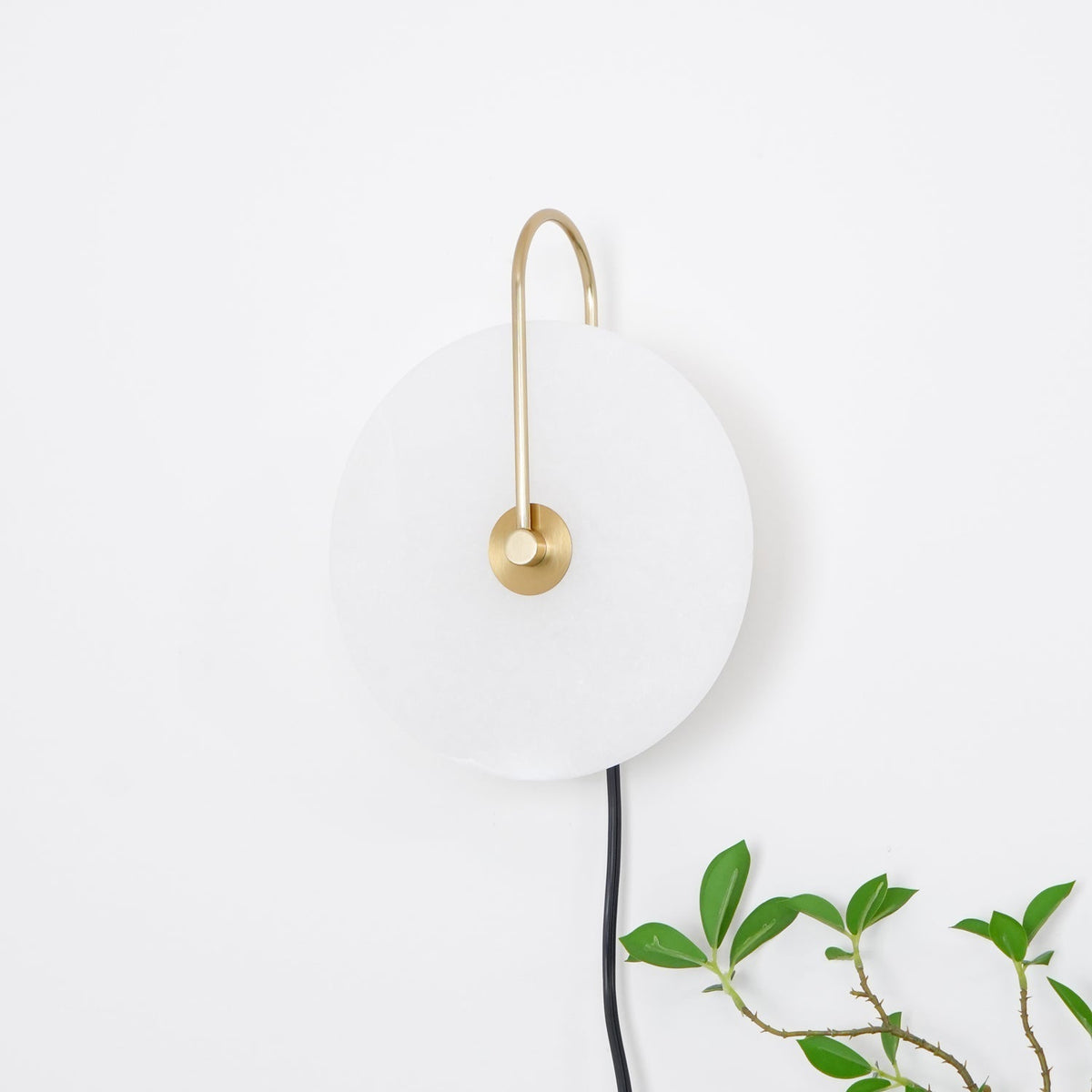 Albeaine Alabaster Globe Plug Wall Lamp