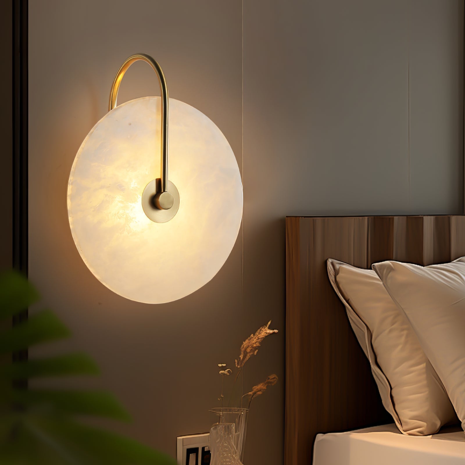 Kristy Alabaster LED Wall Lamp Round Iconic Circular