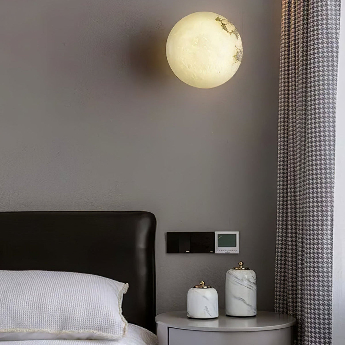 Jadugen Alabaster Mini Orb Wall Lamp