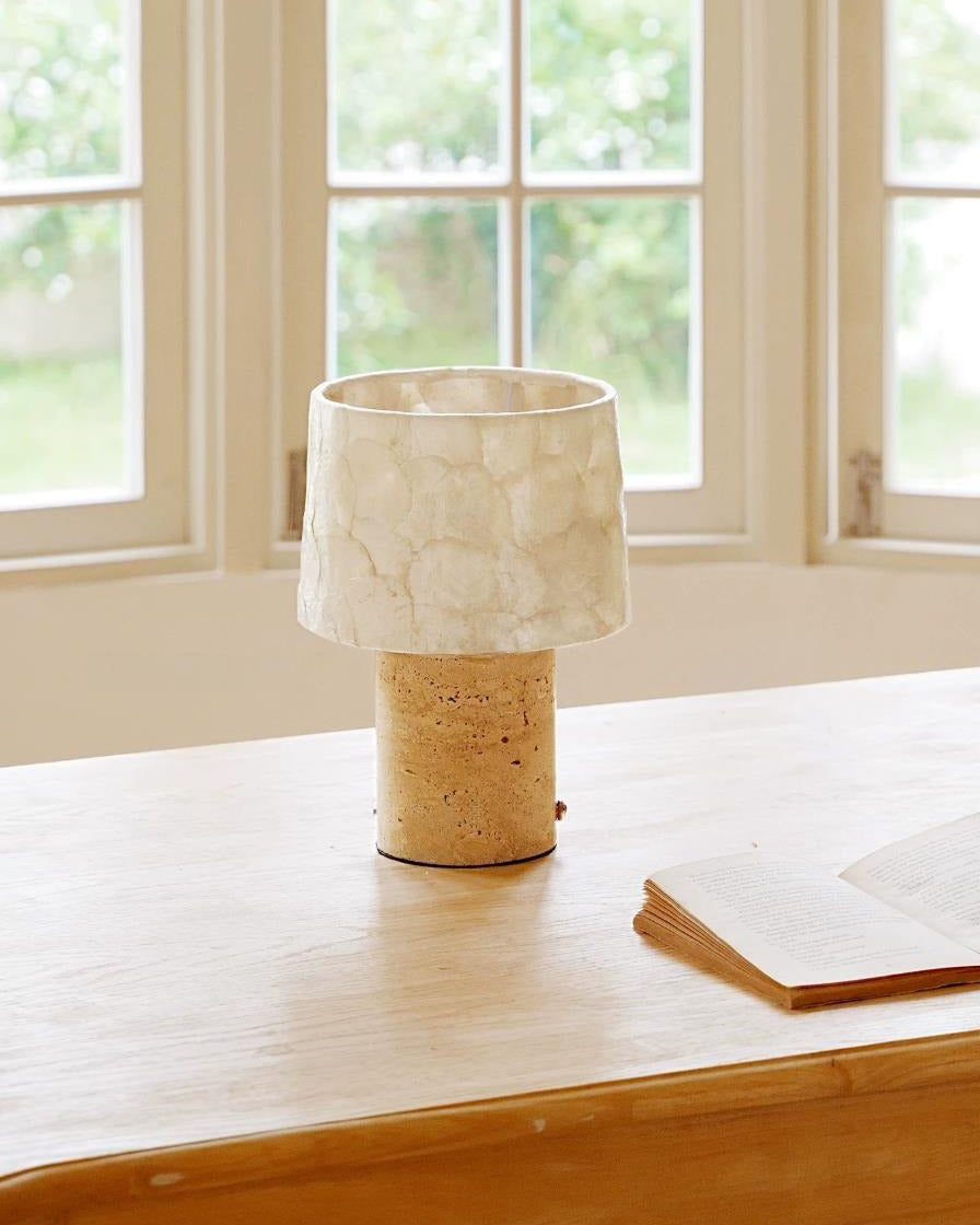 Elaeella Table Light