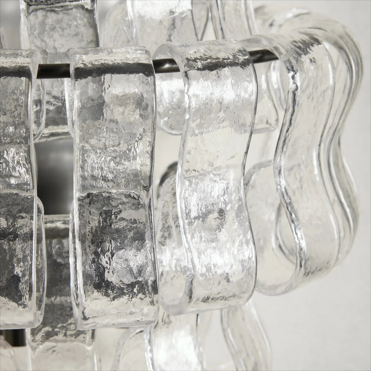 Aveniira Wall Lamp