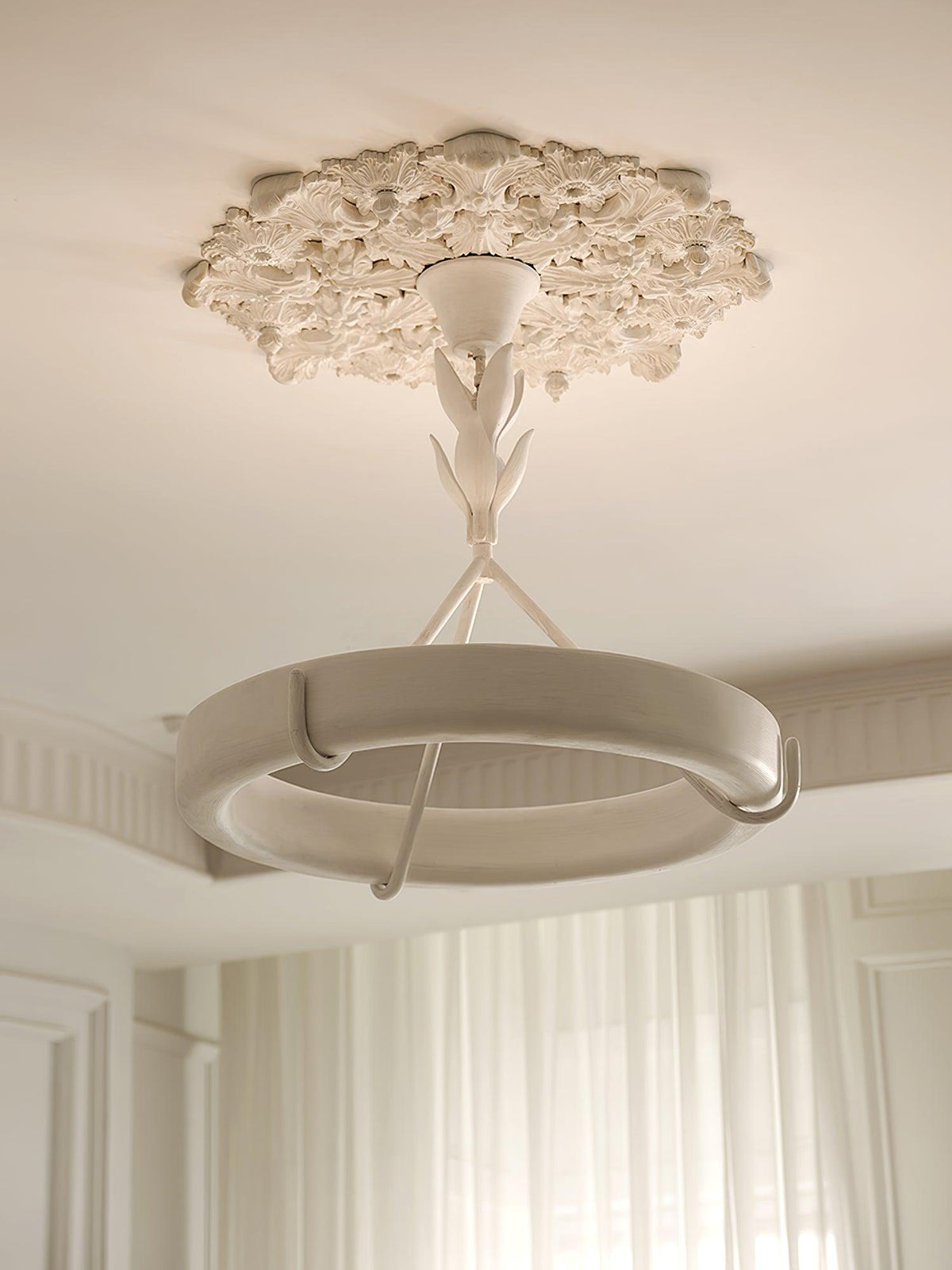 Sorarena Plaster Chandelier