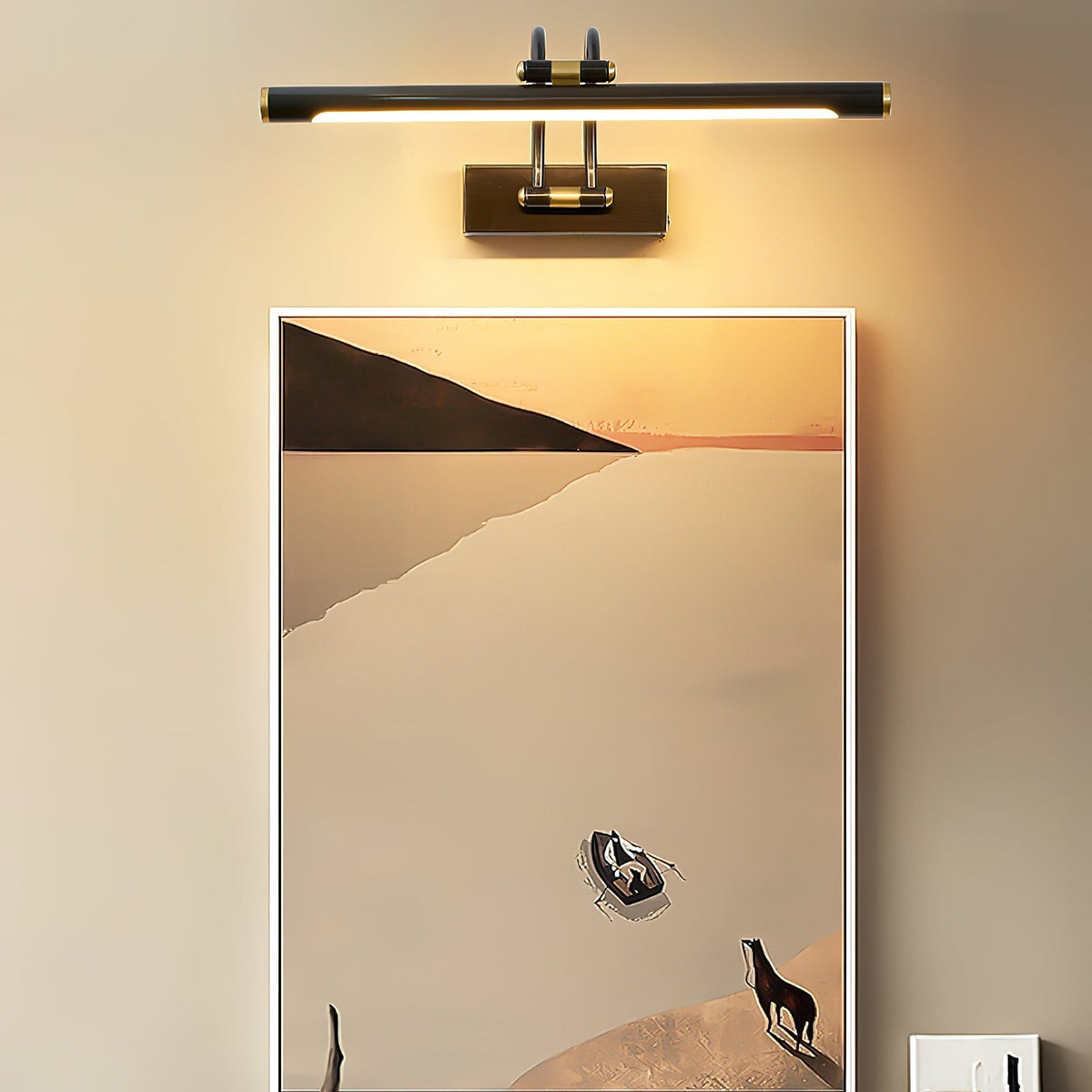 Rovienne Wall Lamp