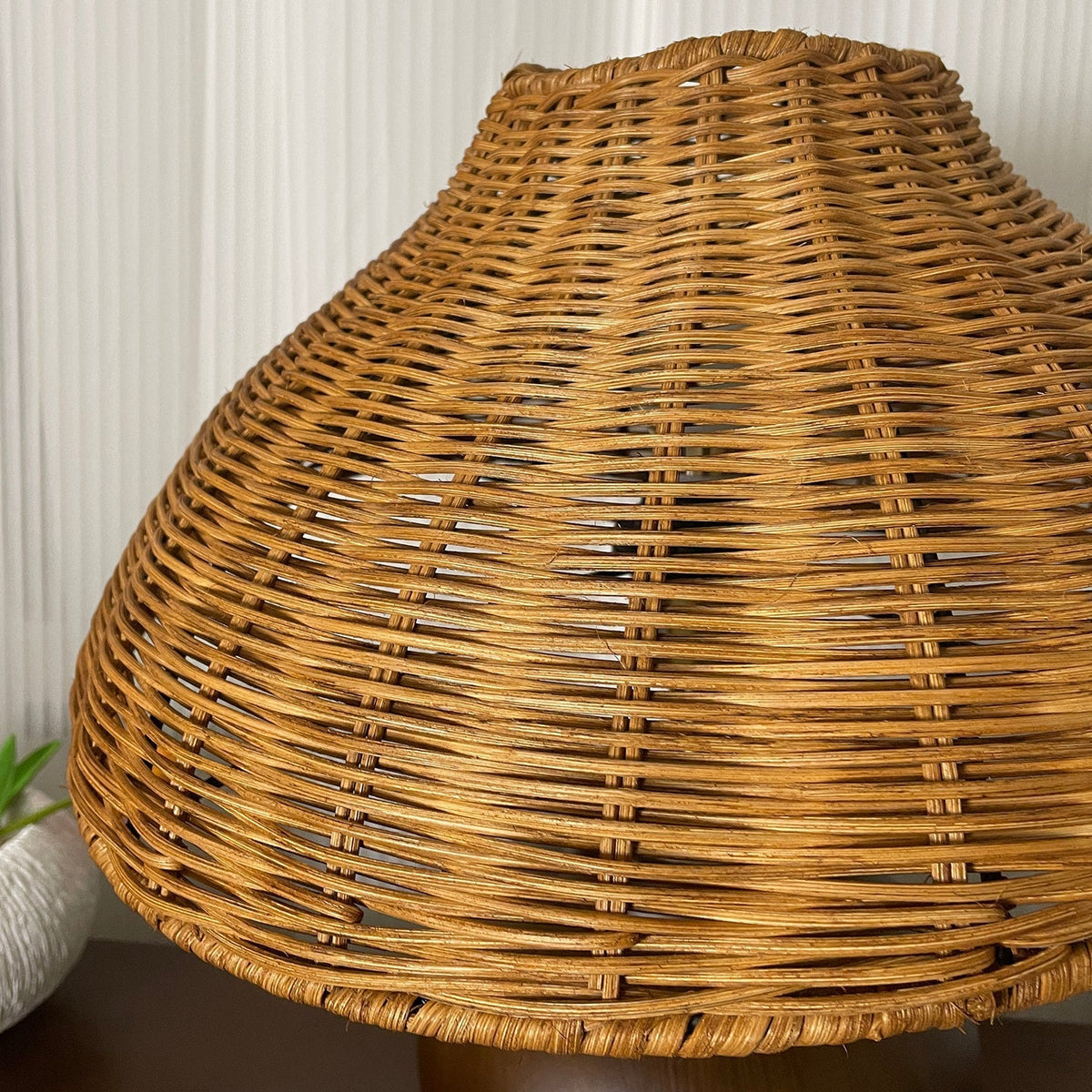 Amalia Table Lamp