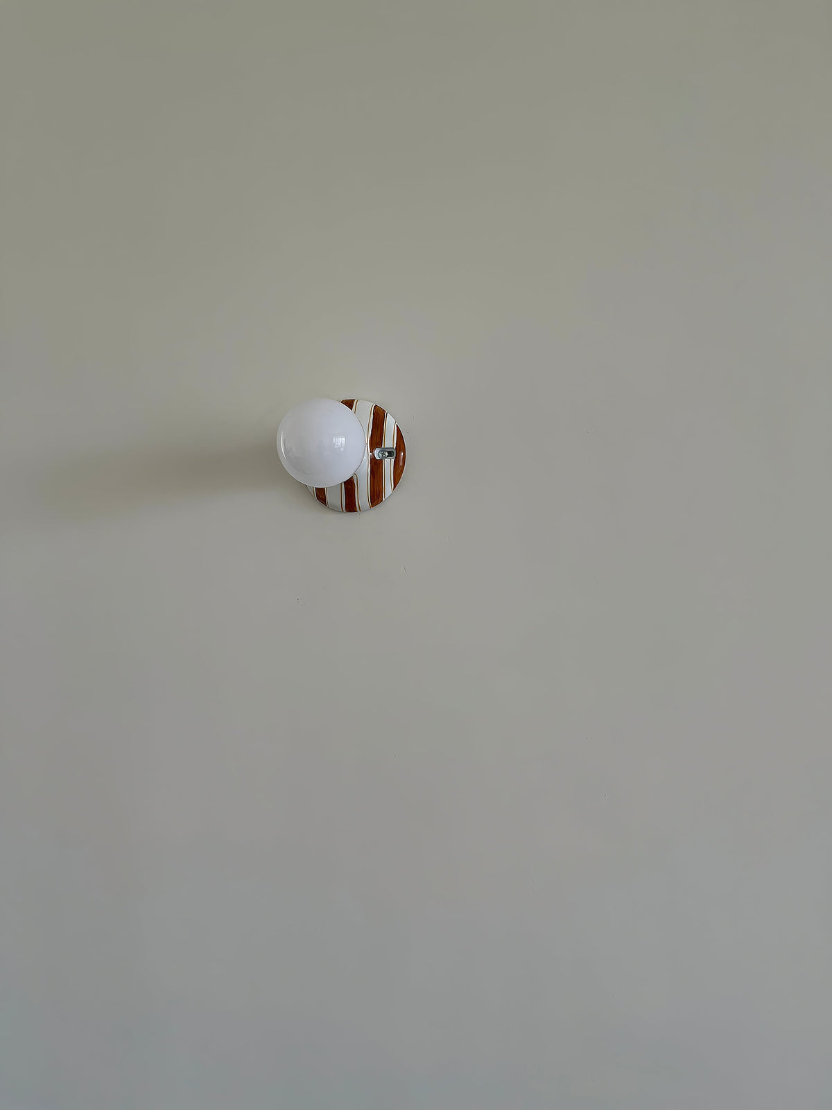 Ambrette Wall Lamp