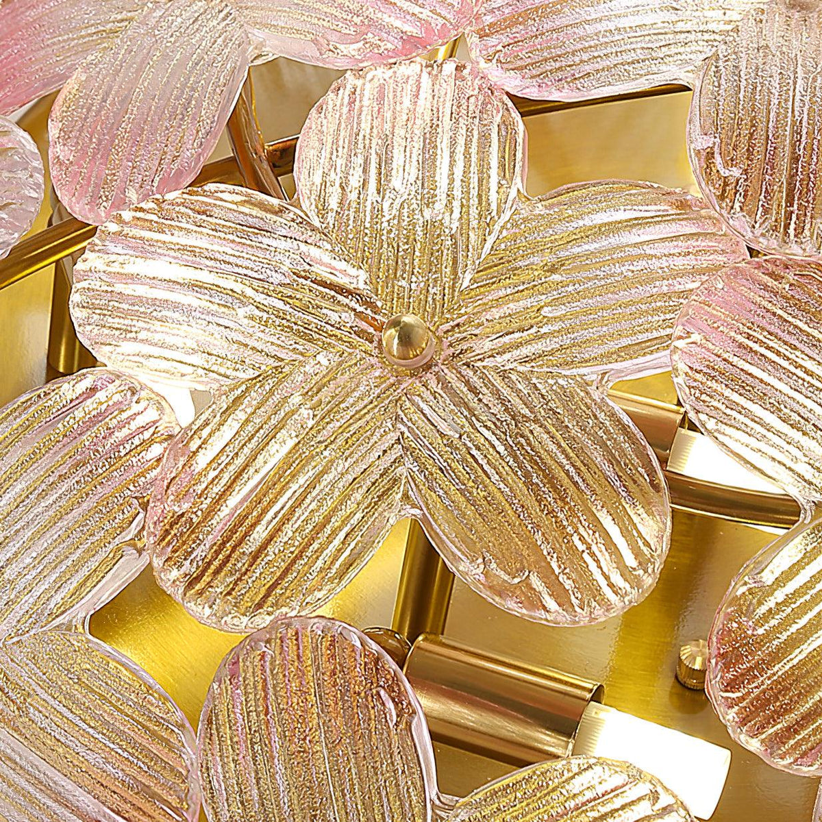 Lumalaya Ceiling Light