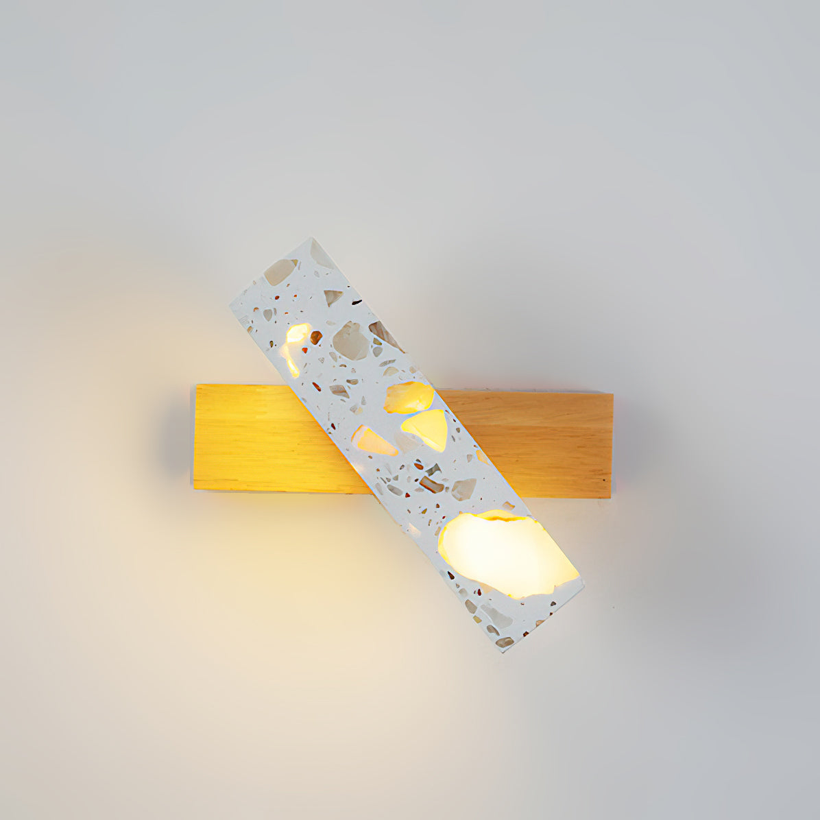 Elaaora Wall Lamp