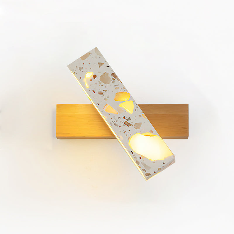 Elaaora Wall Lamp