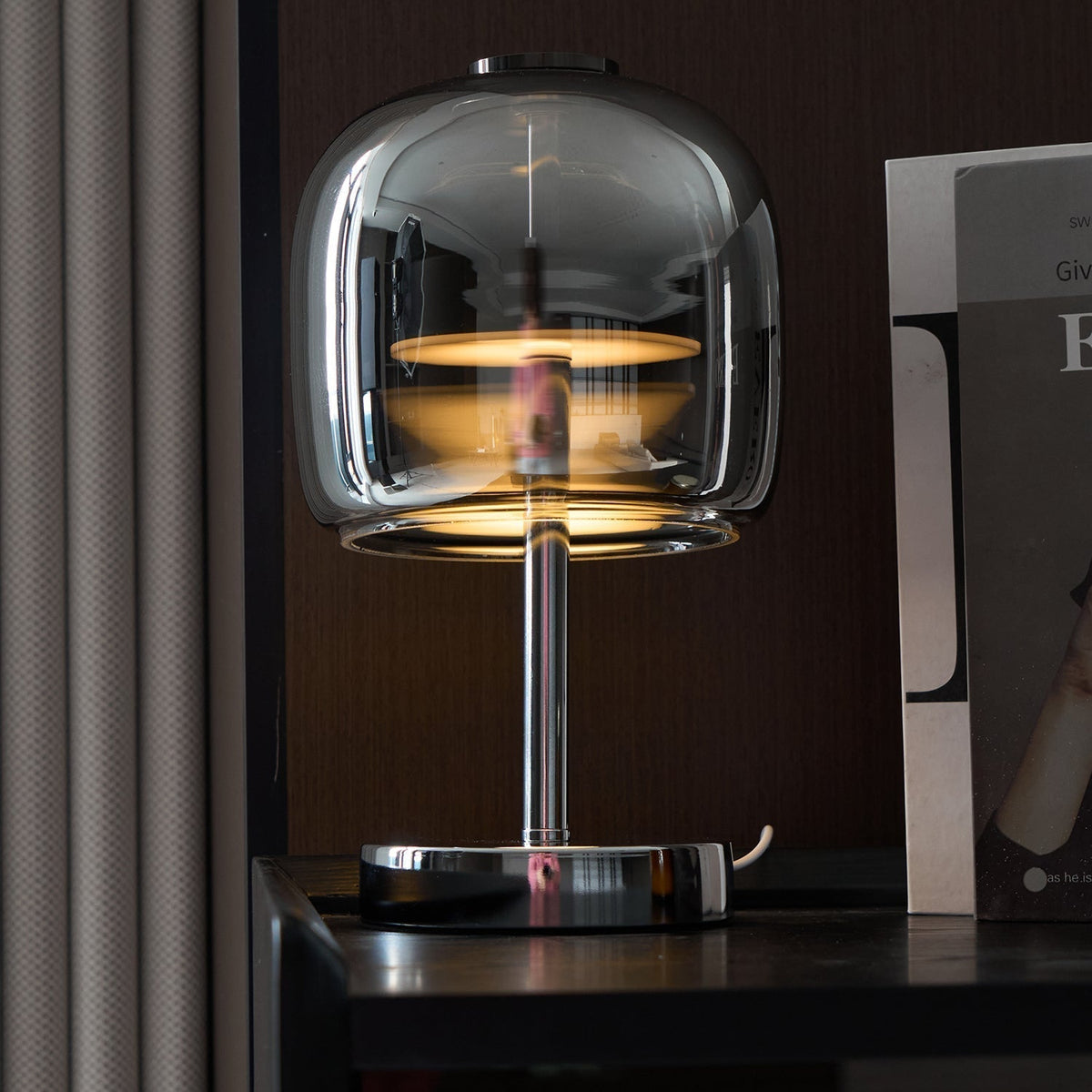 Elaaella Table Lamp