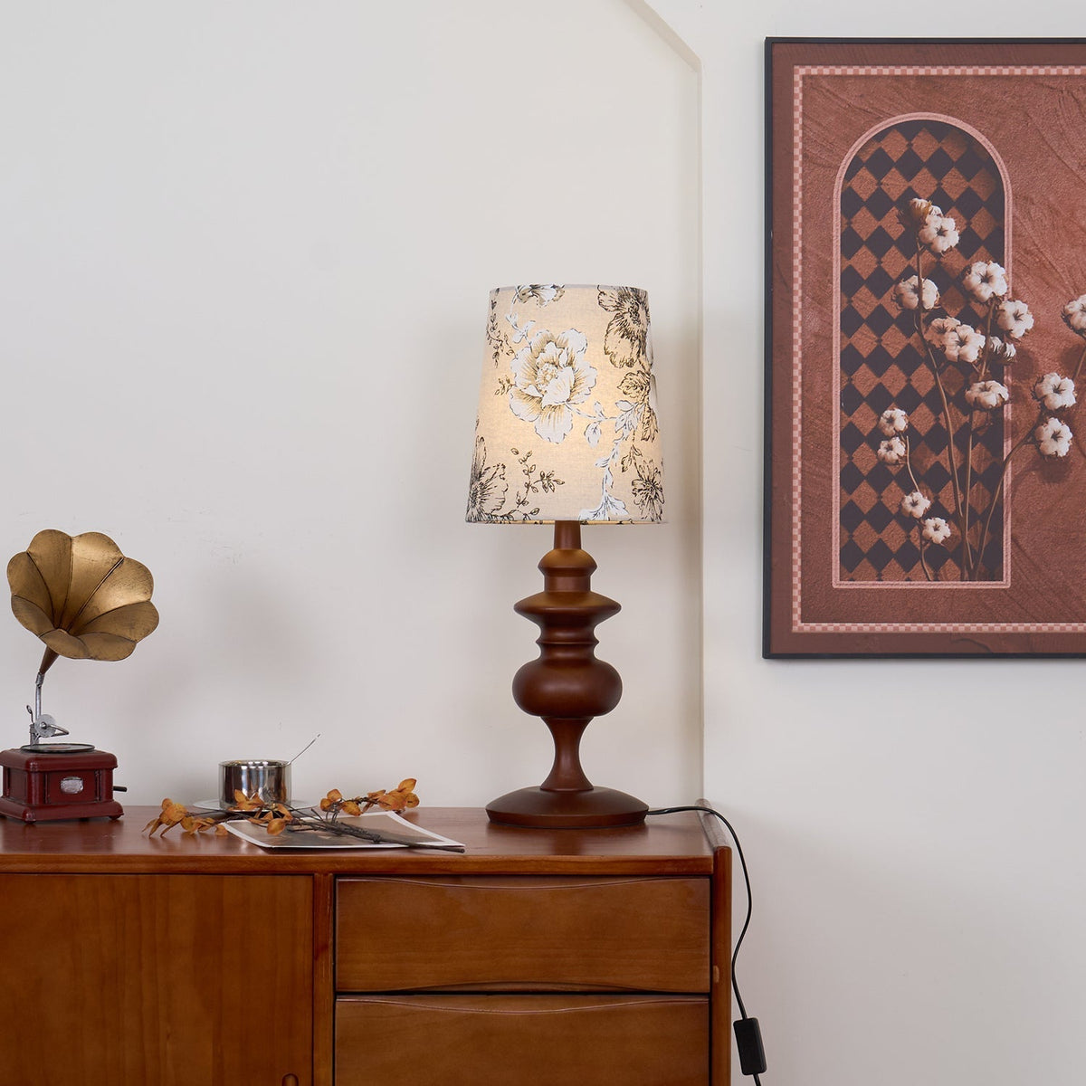 Lumiselle Table Lamp