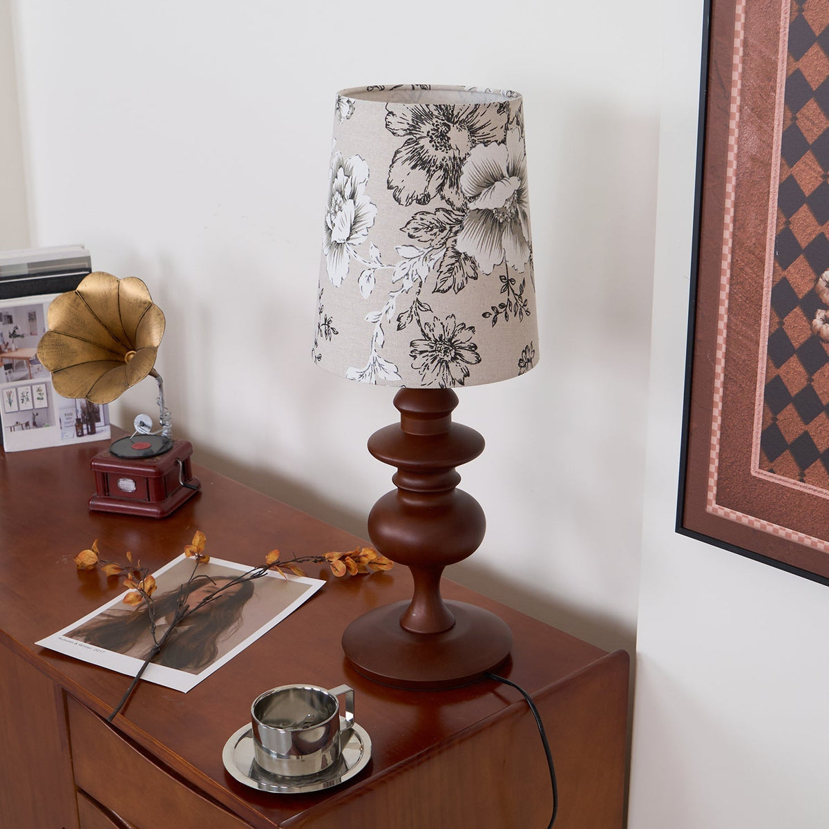 Lumiselle Table Lamp