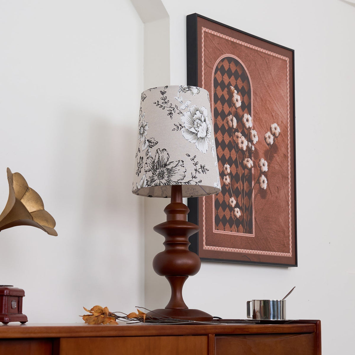 Lumiselle Table Lamp