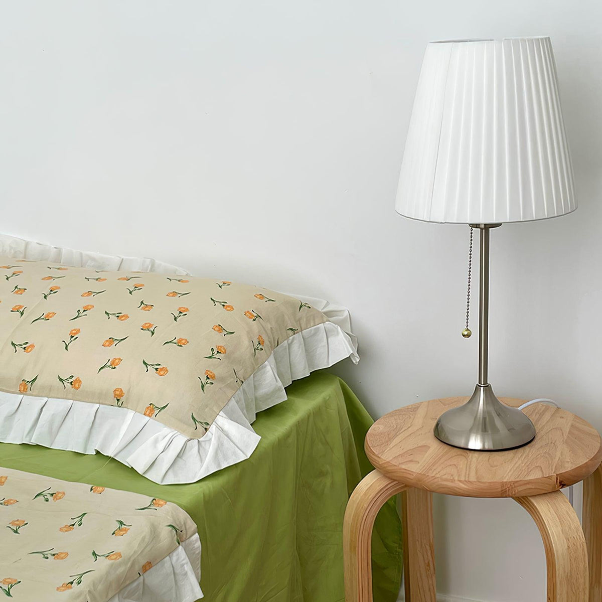 Simplicity  Pleated Fabric Table Lamp