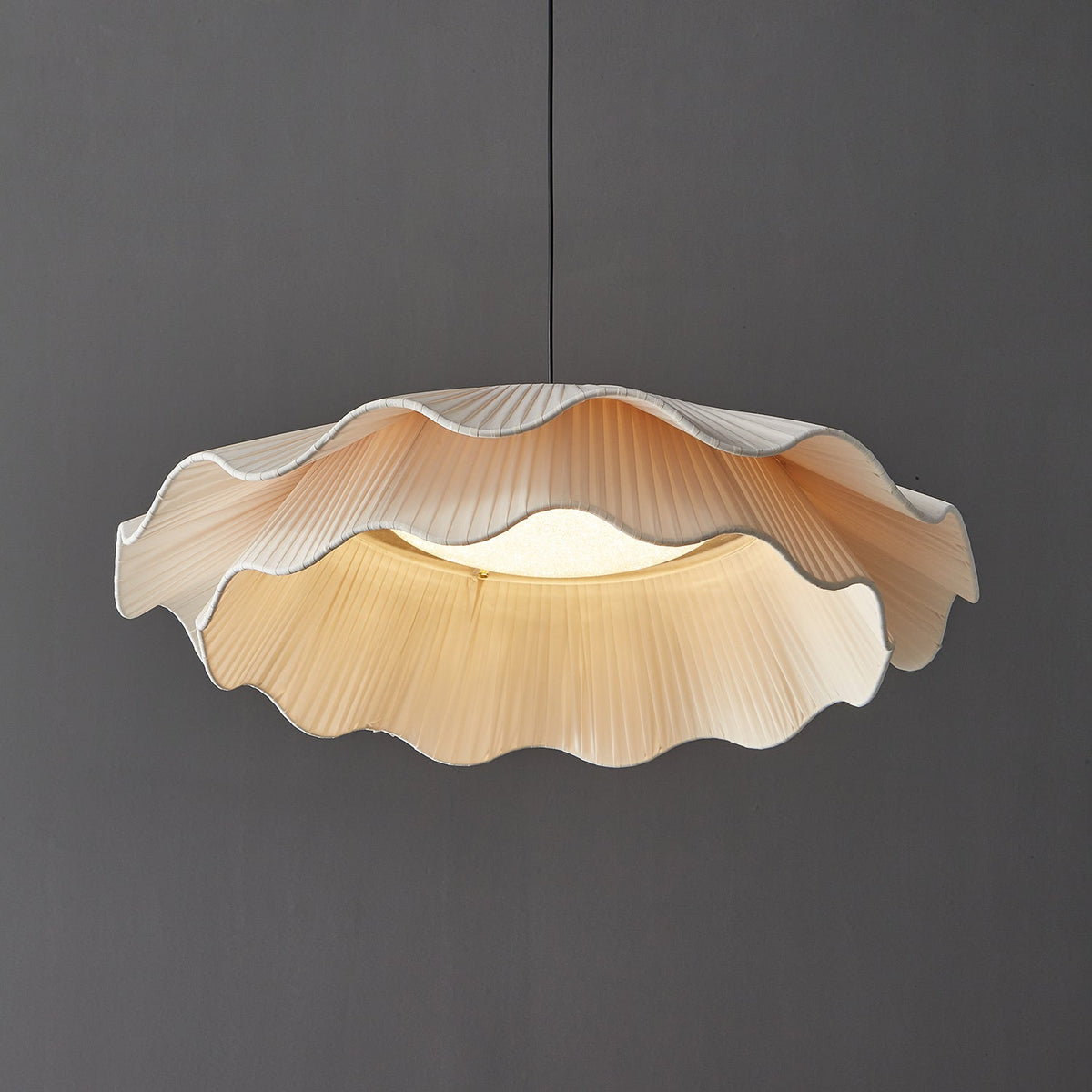 Ellorel Elegance Wave Brass Fabric Pendant Lamp
