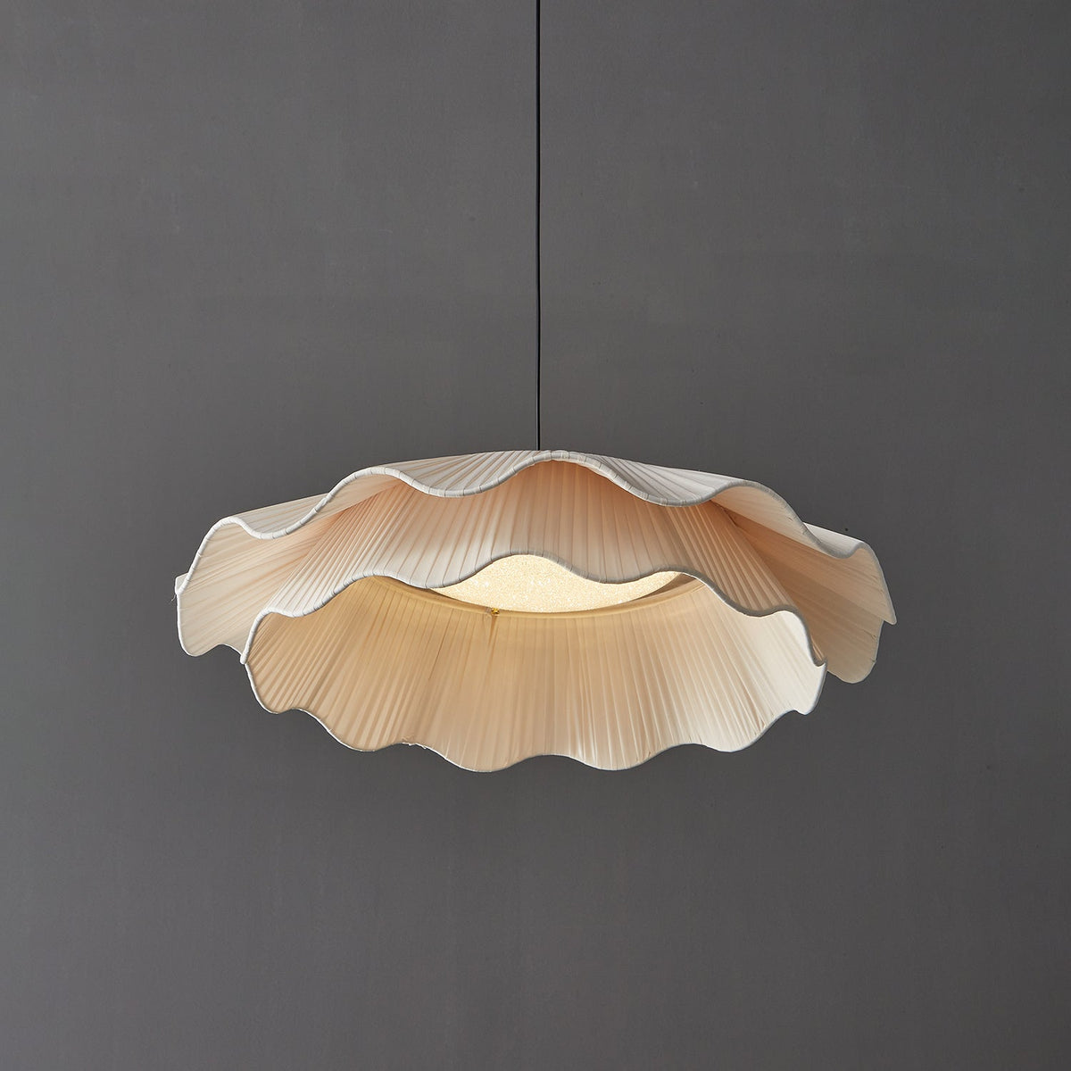 Ellorel Elegance Wave Brass Fabric Pendant Lamp