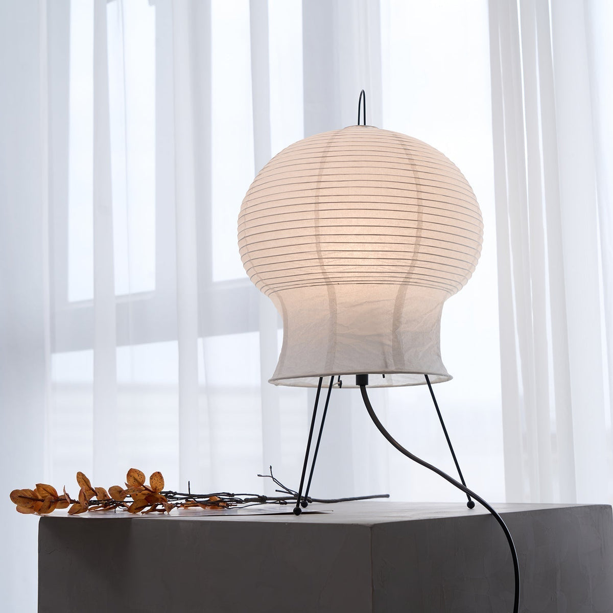 Selanaya Table Lamp