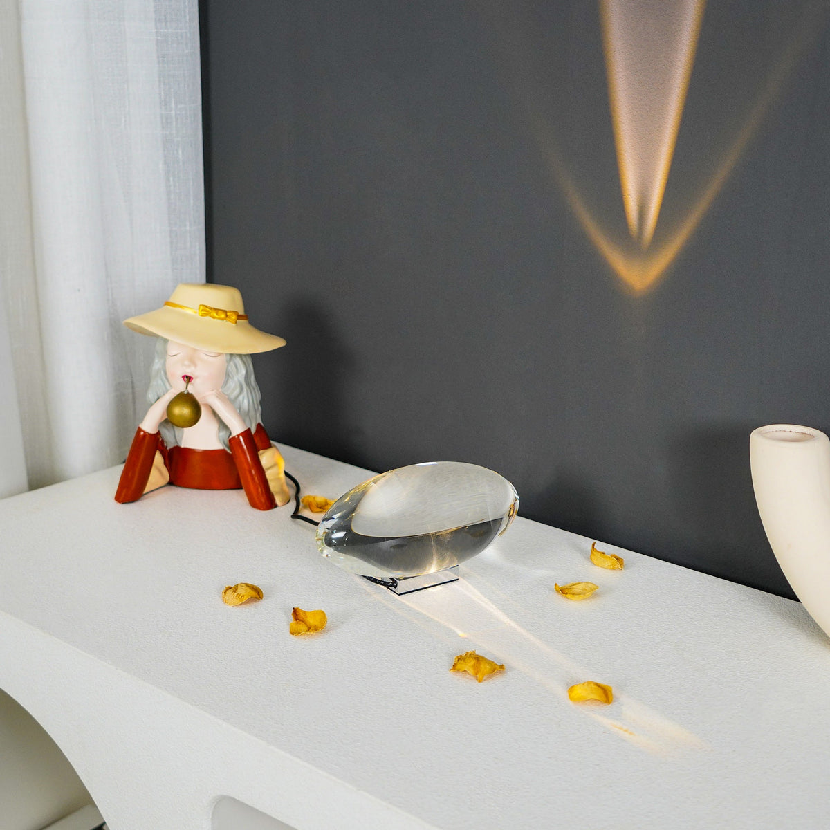 Solarece Crystal Minimalist Table Lamp