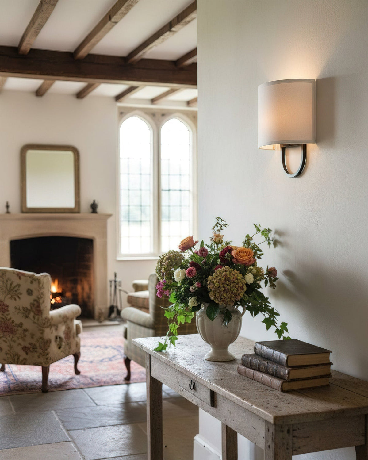 Elaerora Wall Lamp