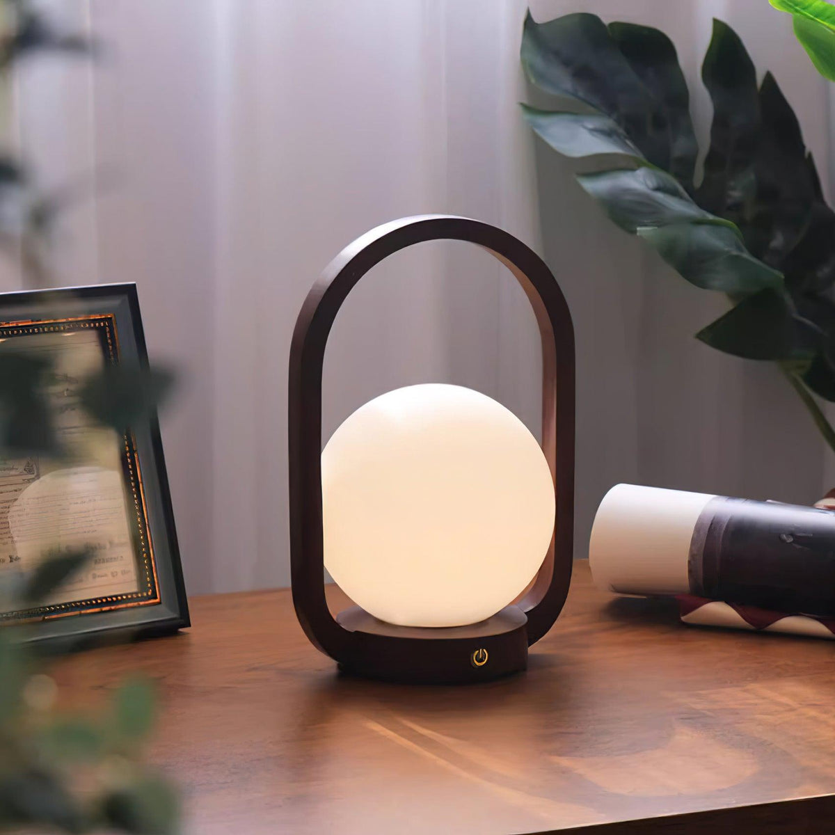 Orelanise Table Lamp