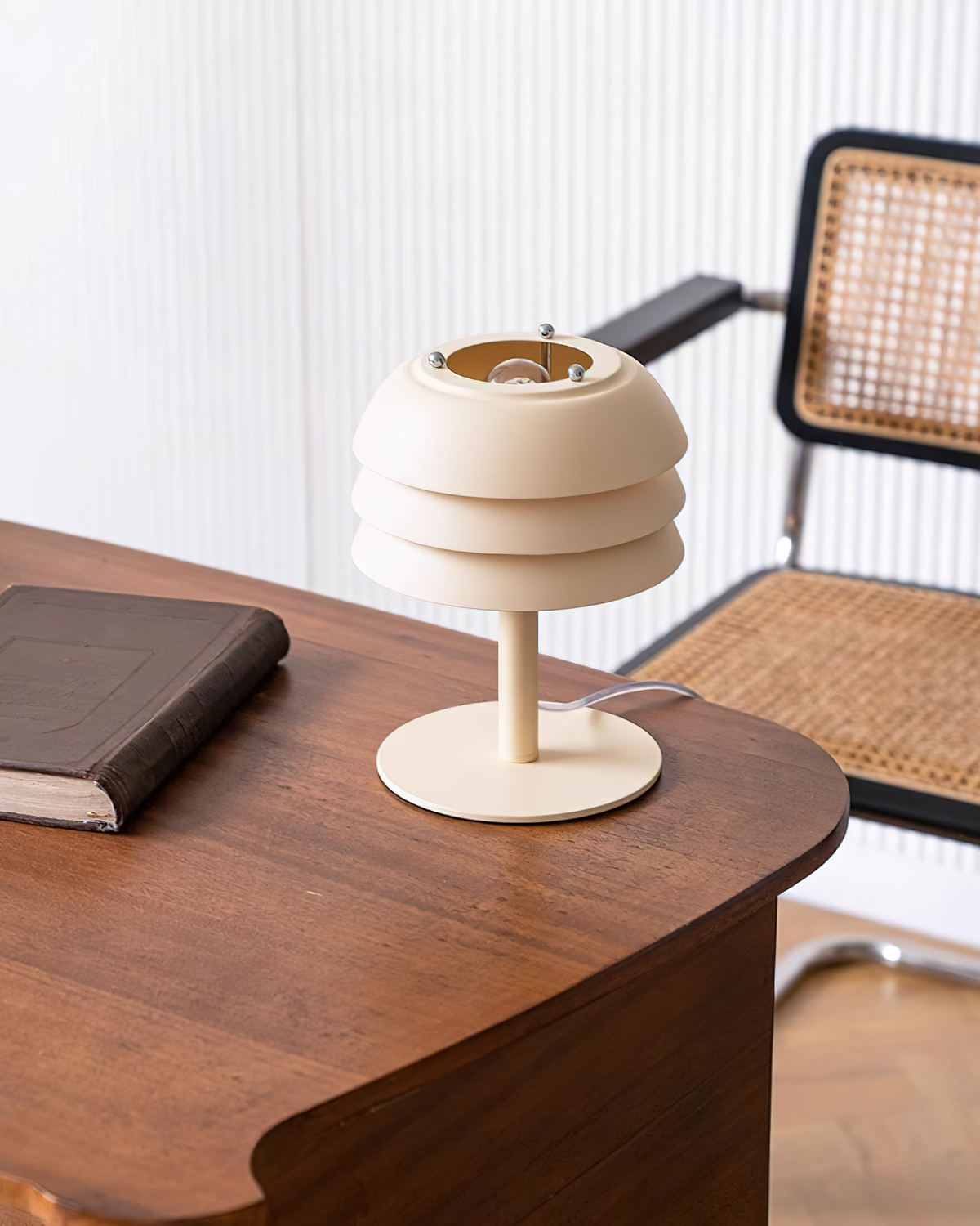 Soraaya Table Lamp