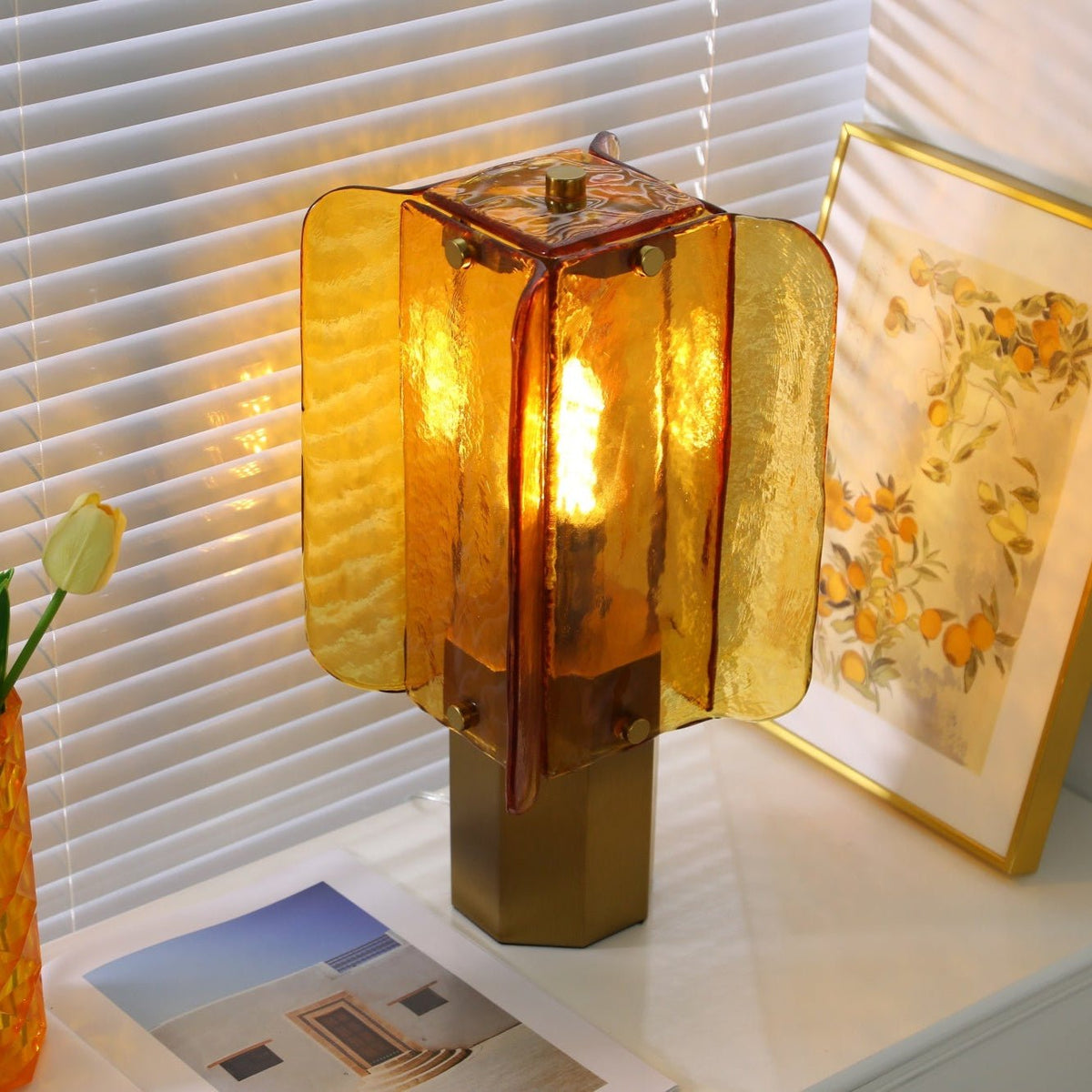 Yentix Glass Table Lamp