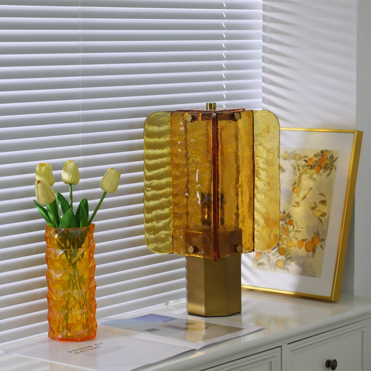 Yentix Glass Table Lamp