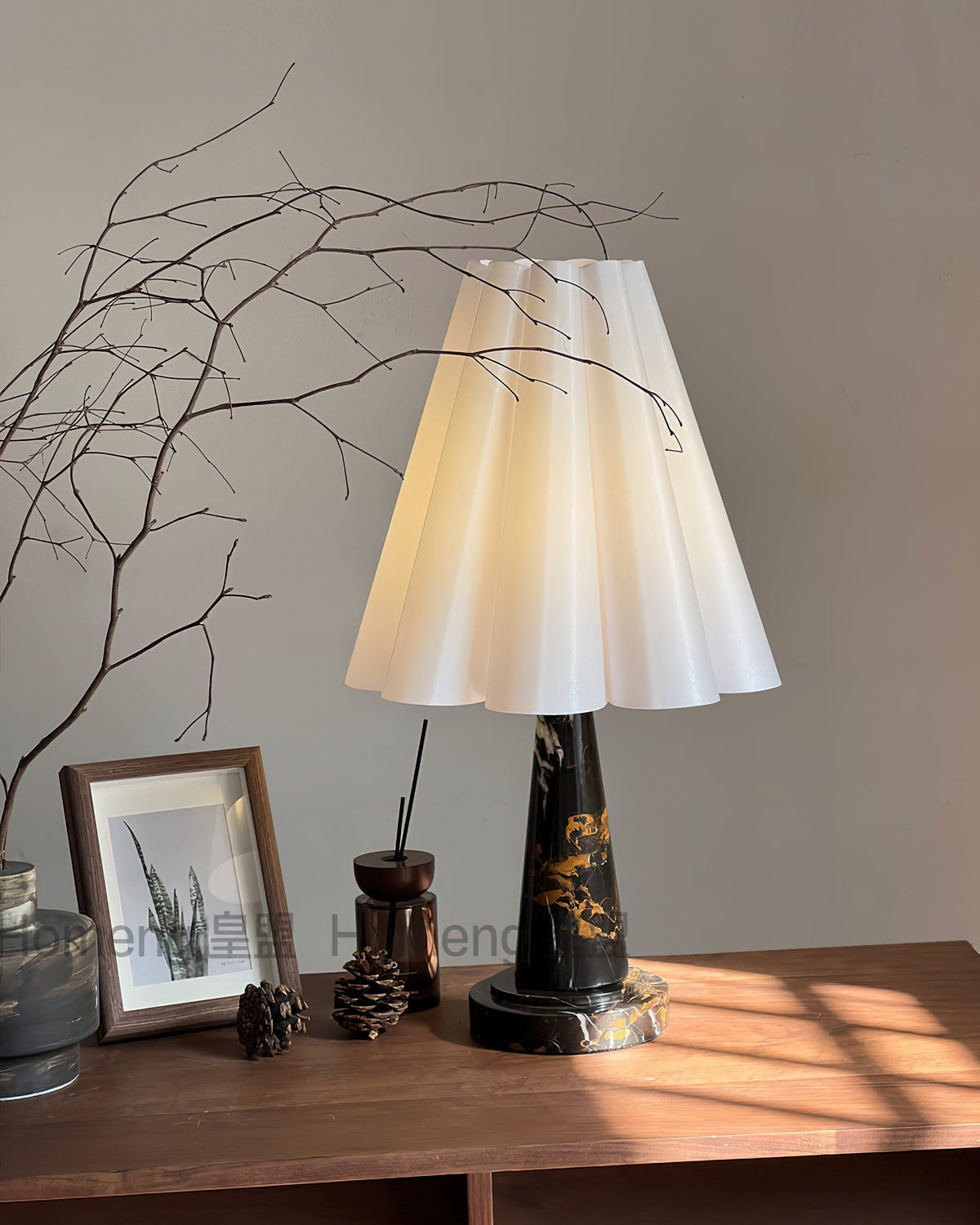 Luminena Table Lamp