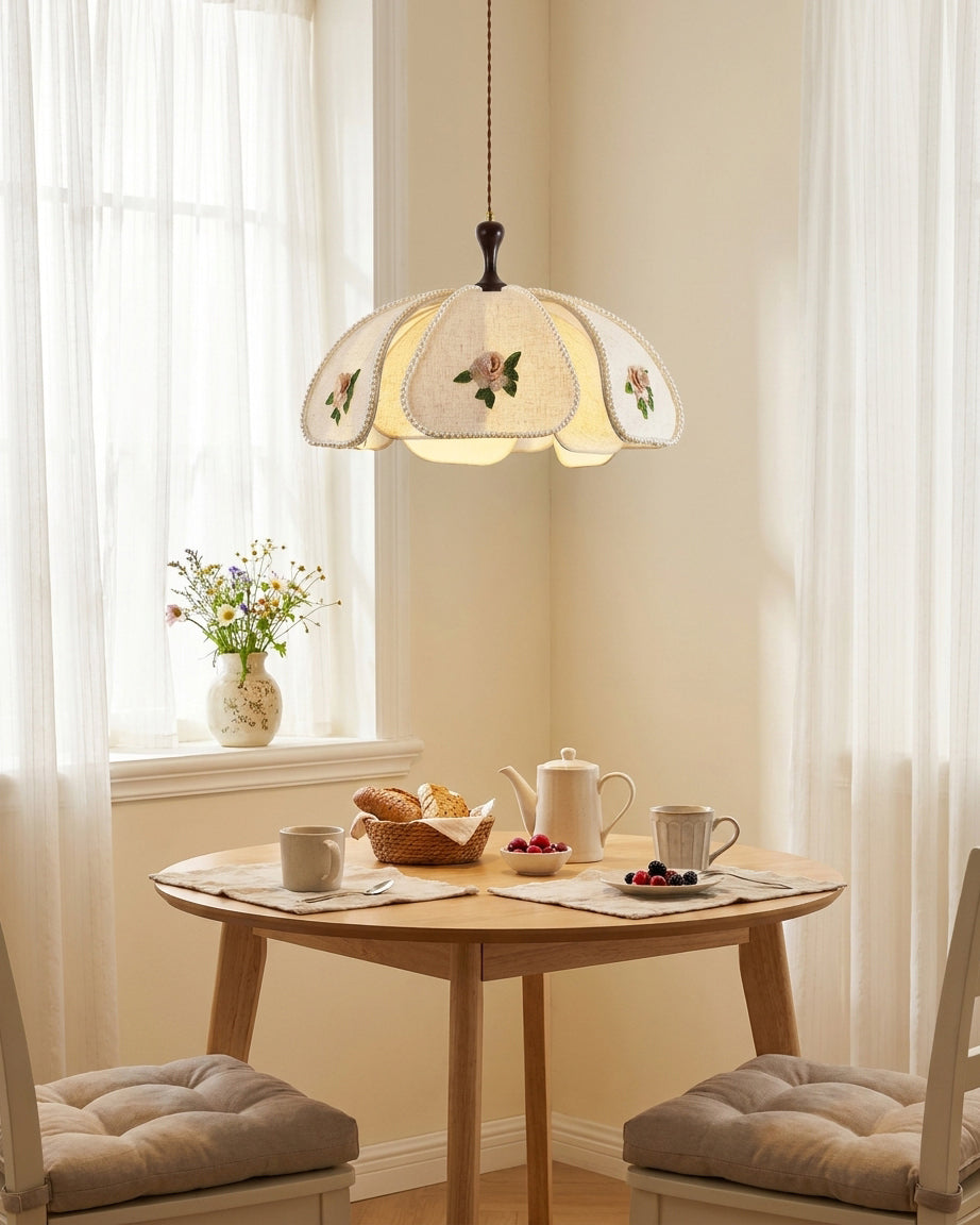 Rivaise Pendant Light