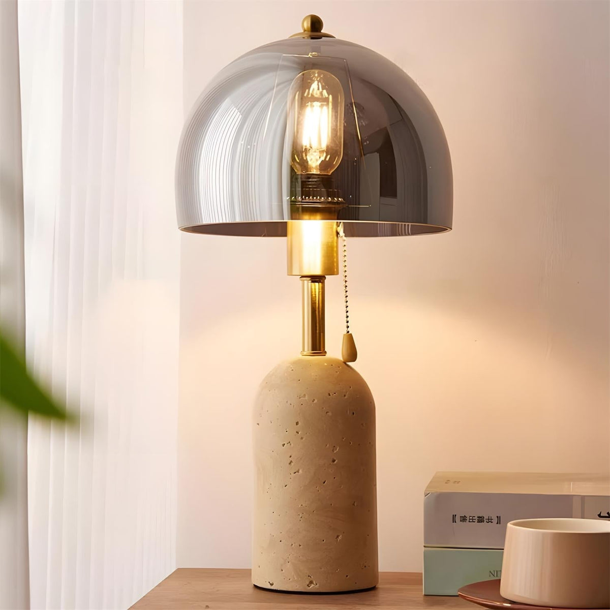 Teriiseria Table Lamp