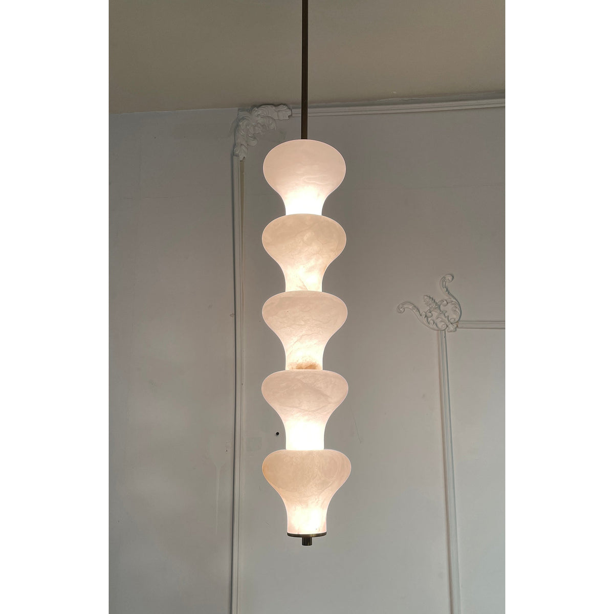 Nivalina Alabaster Pendant Lamp