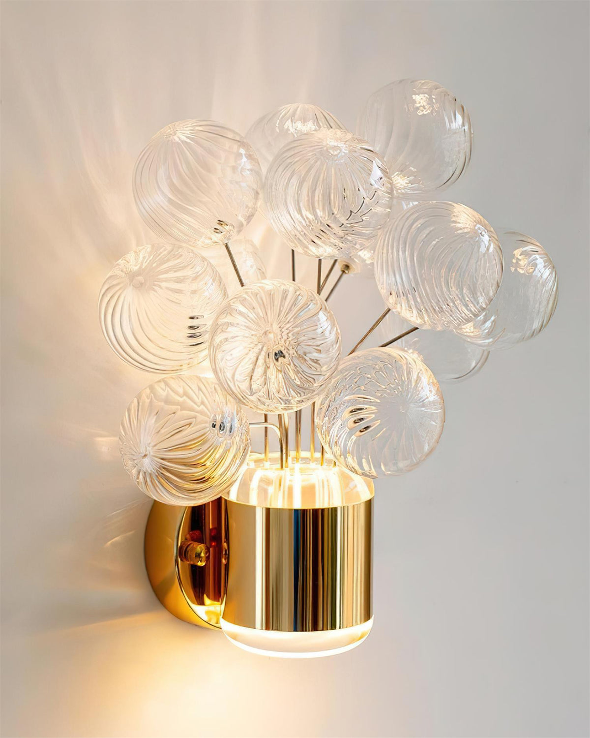Caluora Wall Light