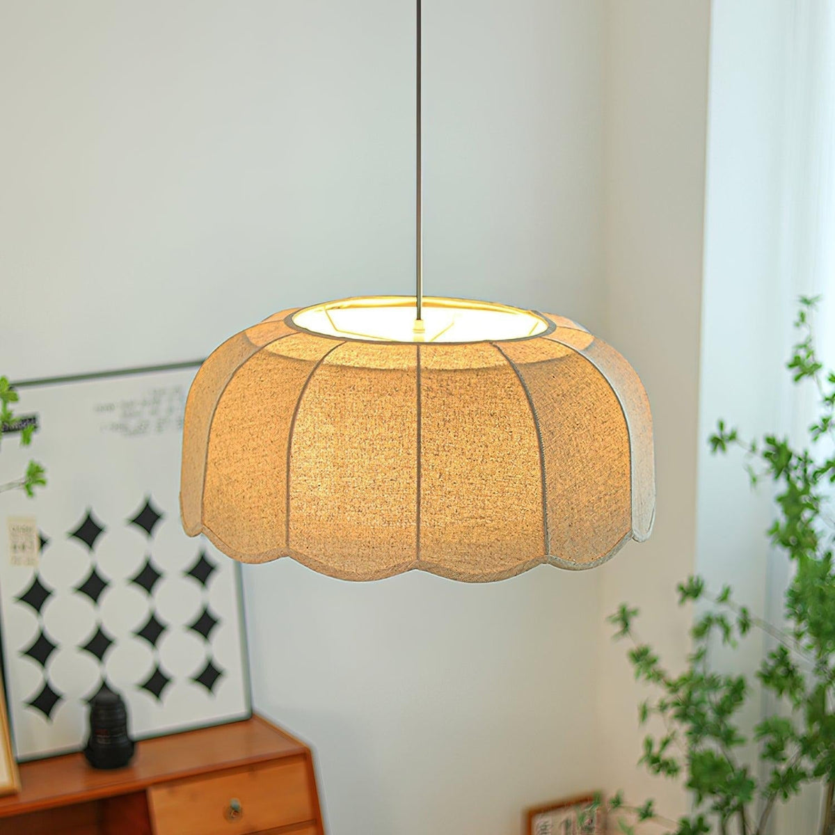 Jutunon Banana Leaf Pendant Light