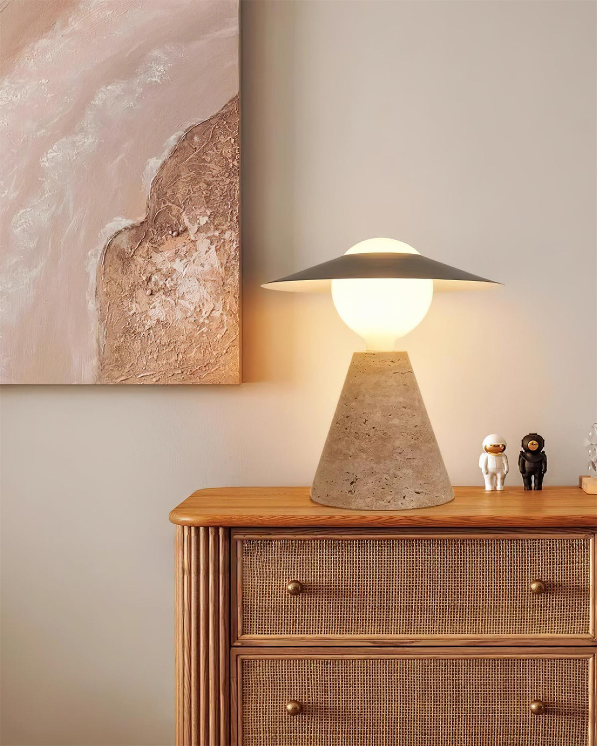 Elaalise Table Lamp