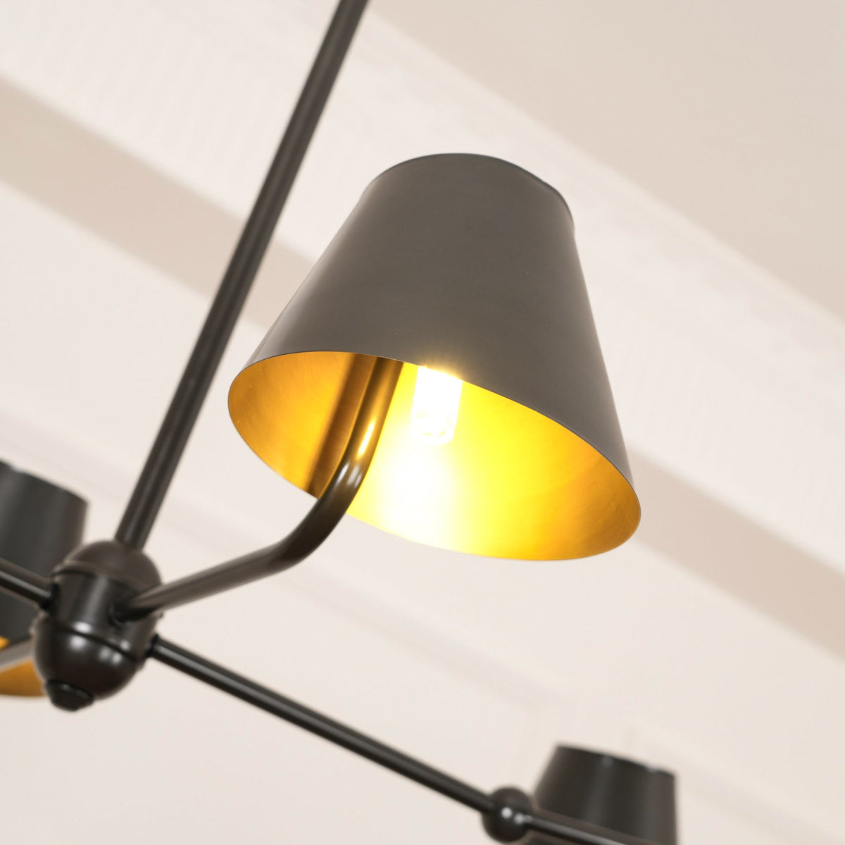 Avenaira Vintage Industrial Linear Chandelier