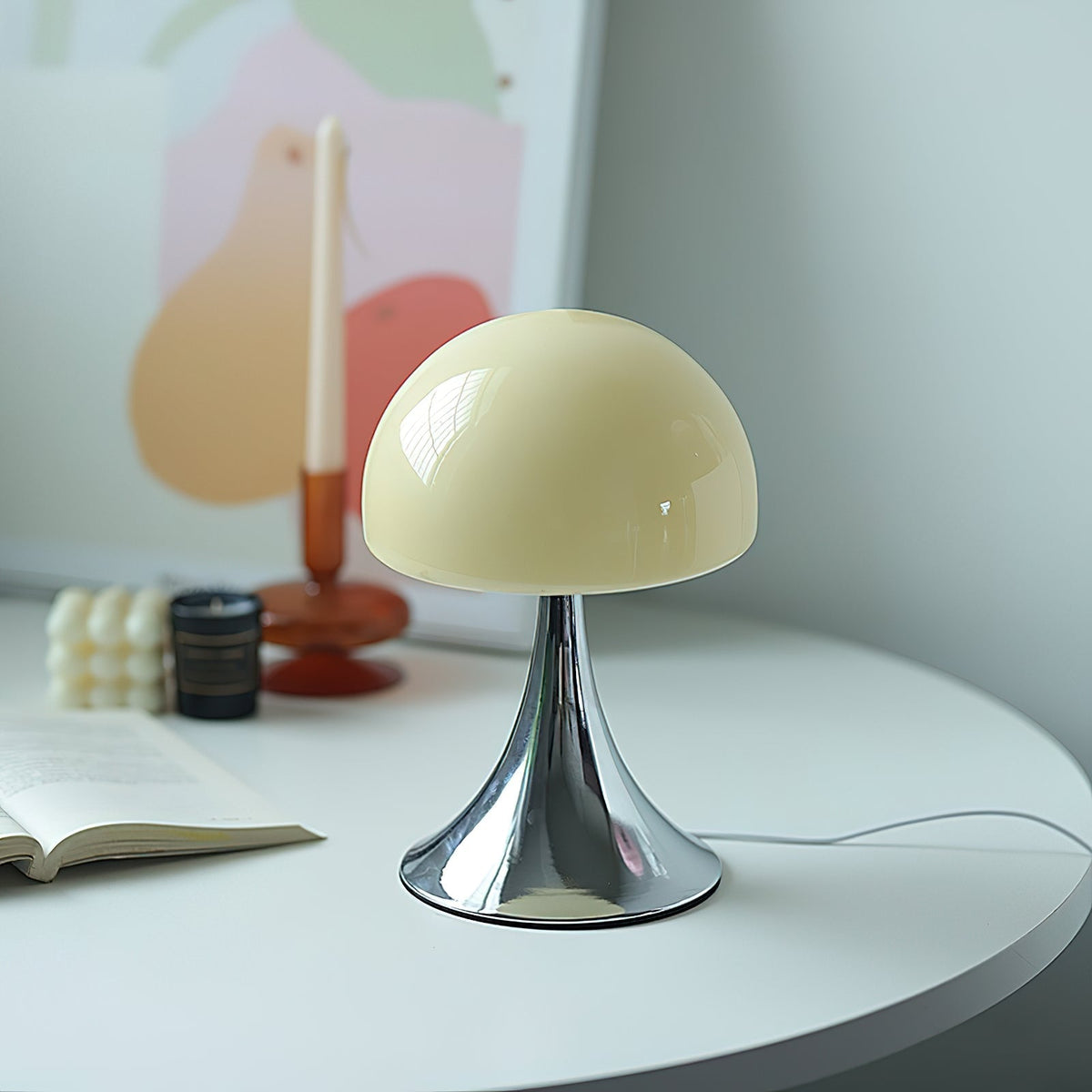 Viraalelle Table Lamp